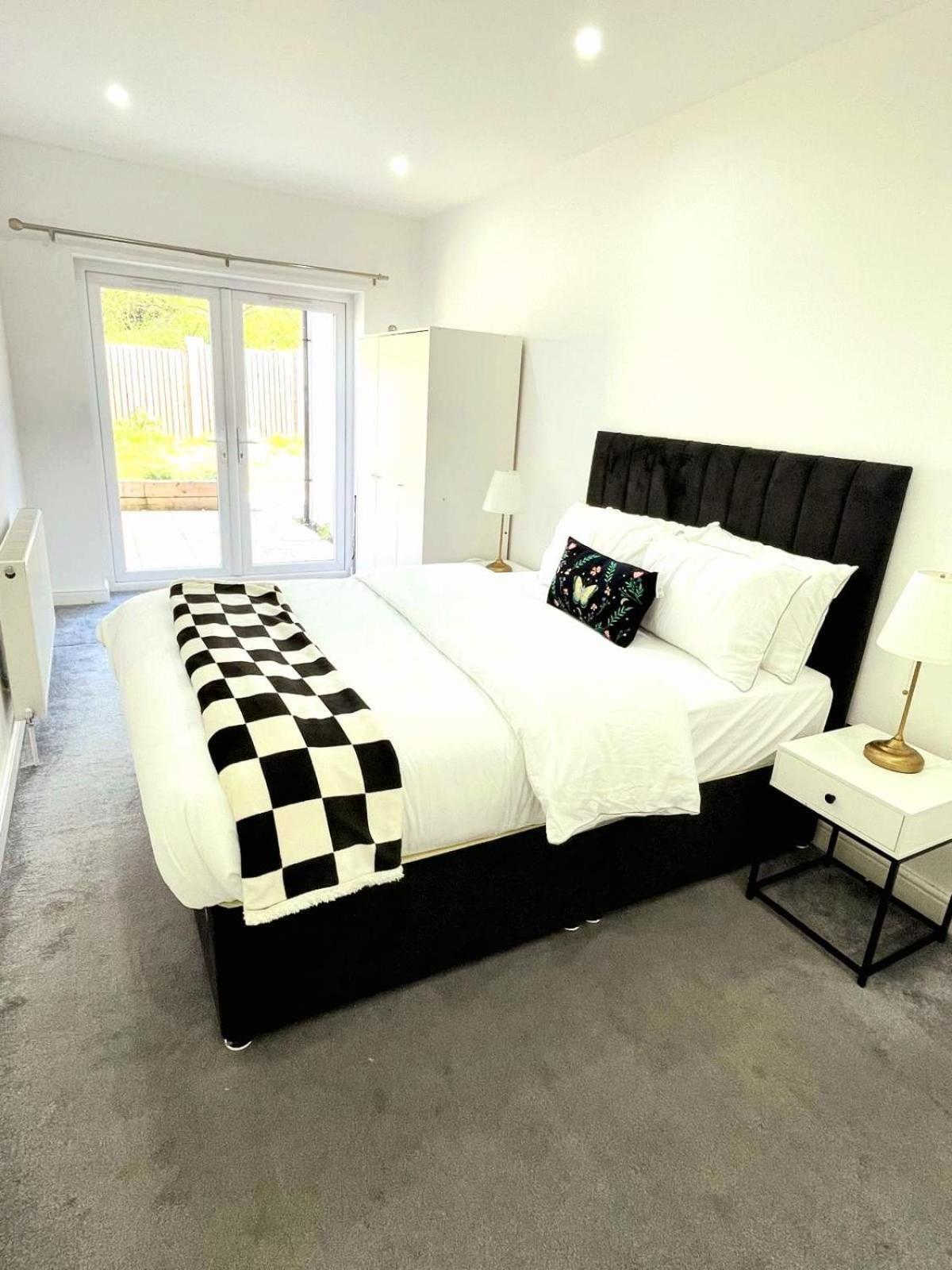 Spacious 3 Bed Flat Belvedere Dartford Exterior photo